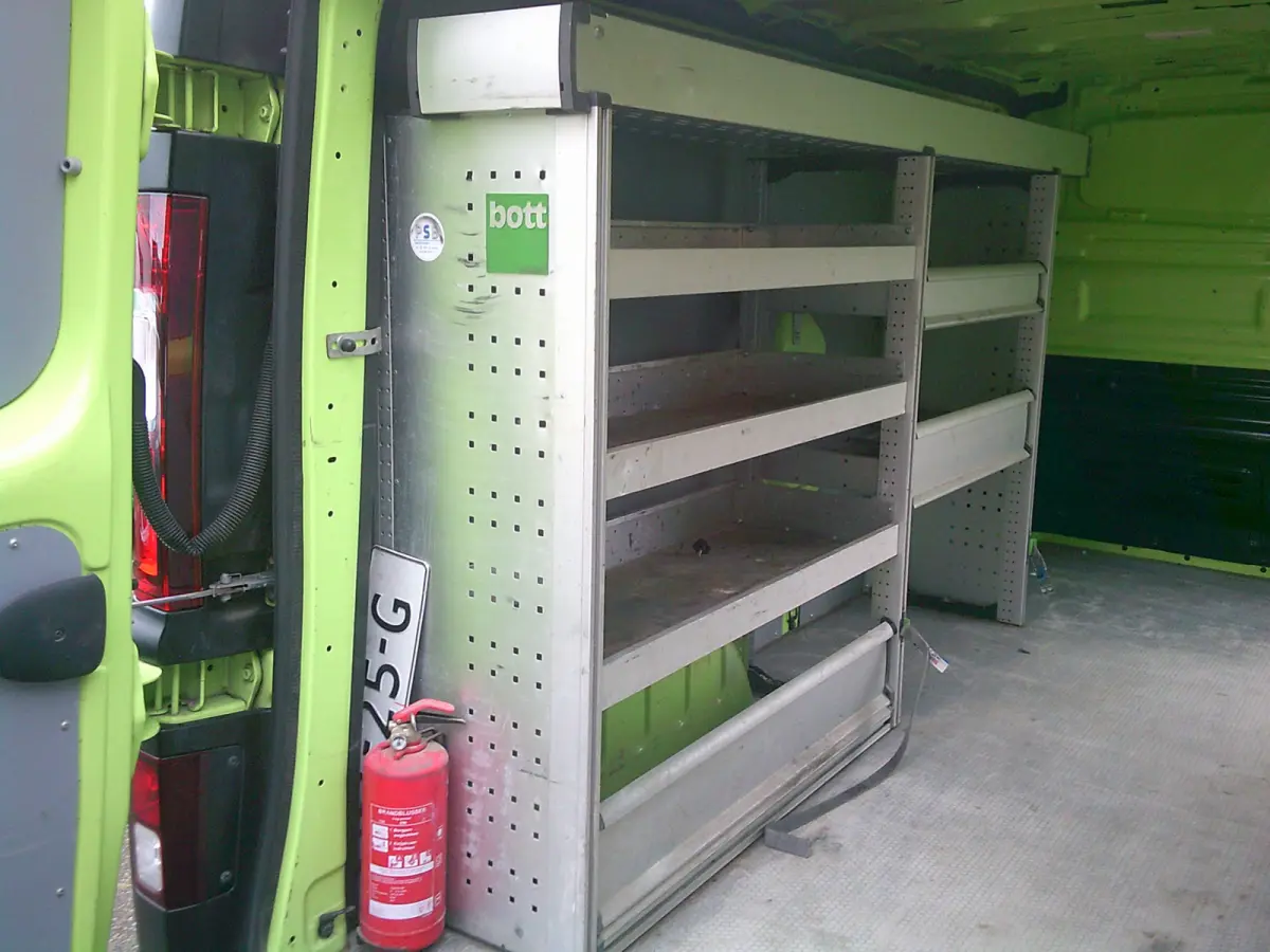 1.6 dCi 95 T29 L2H1 Comfort VOORZIEN VAN AIRCO+CRUISE+TREKHAAK !!!