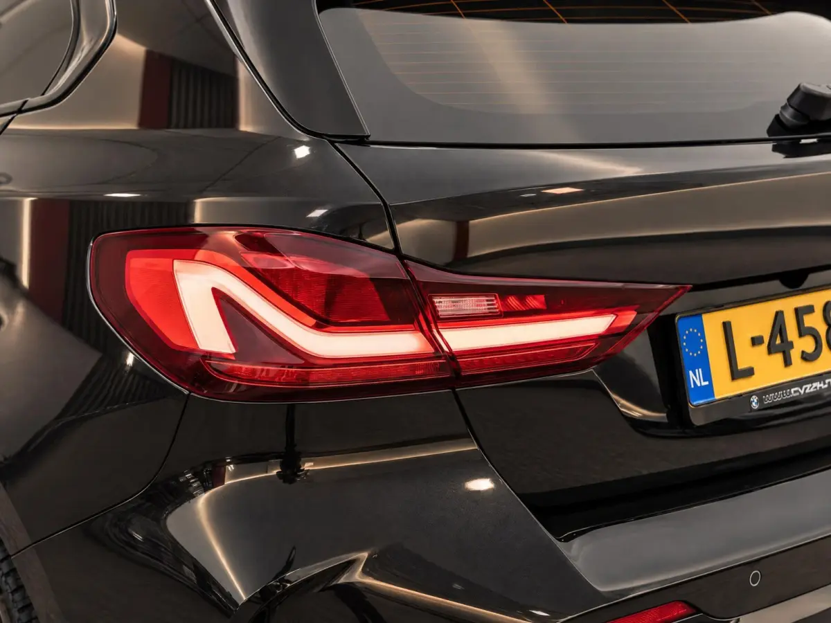 120i High Executive | M-Sport Shadow | Pano | Leder | Ambiance