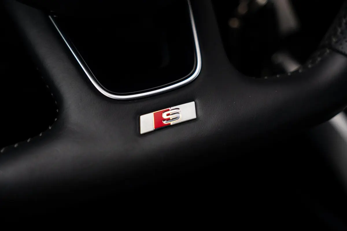 1.4 TFSI 150PK Automaat|2e Eig|S-line|Full LED|Audi Sound|CarPlay|Navigatie|Camera|Gletsjerwit Metallic