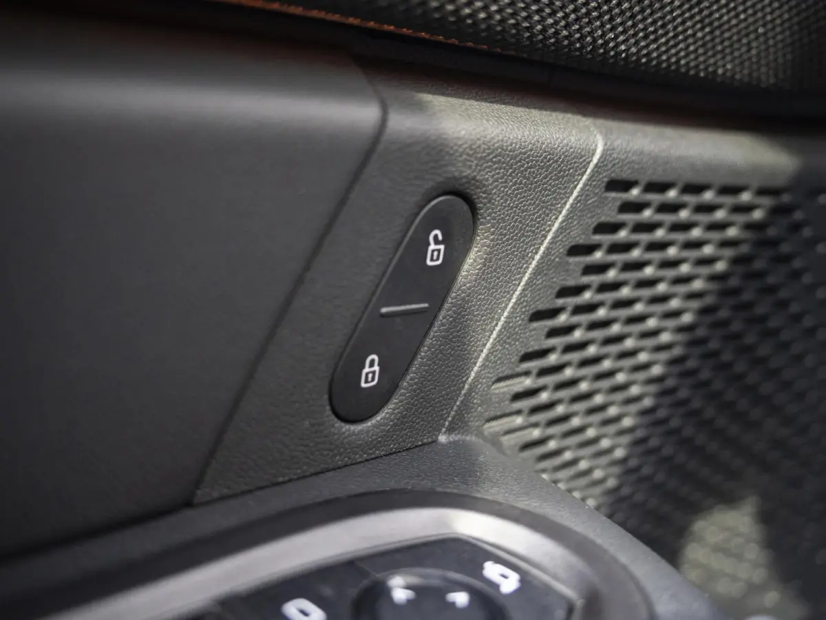 C Favoured | M-pakket | Panoramadak | Harman-Kardon