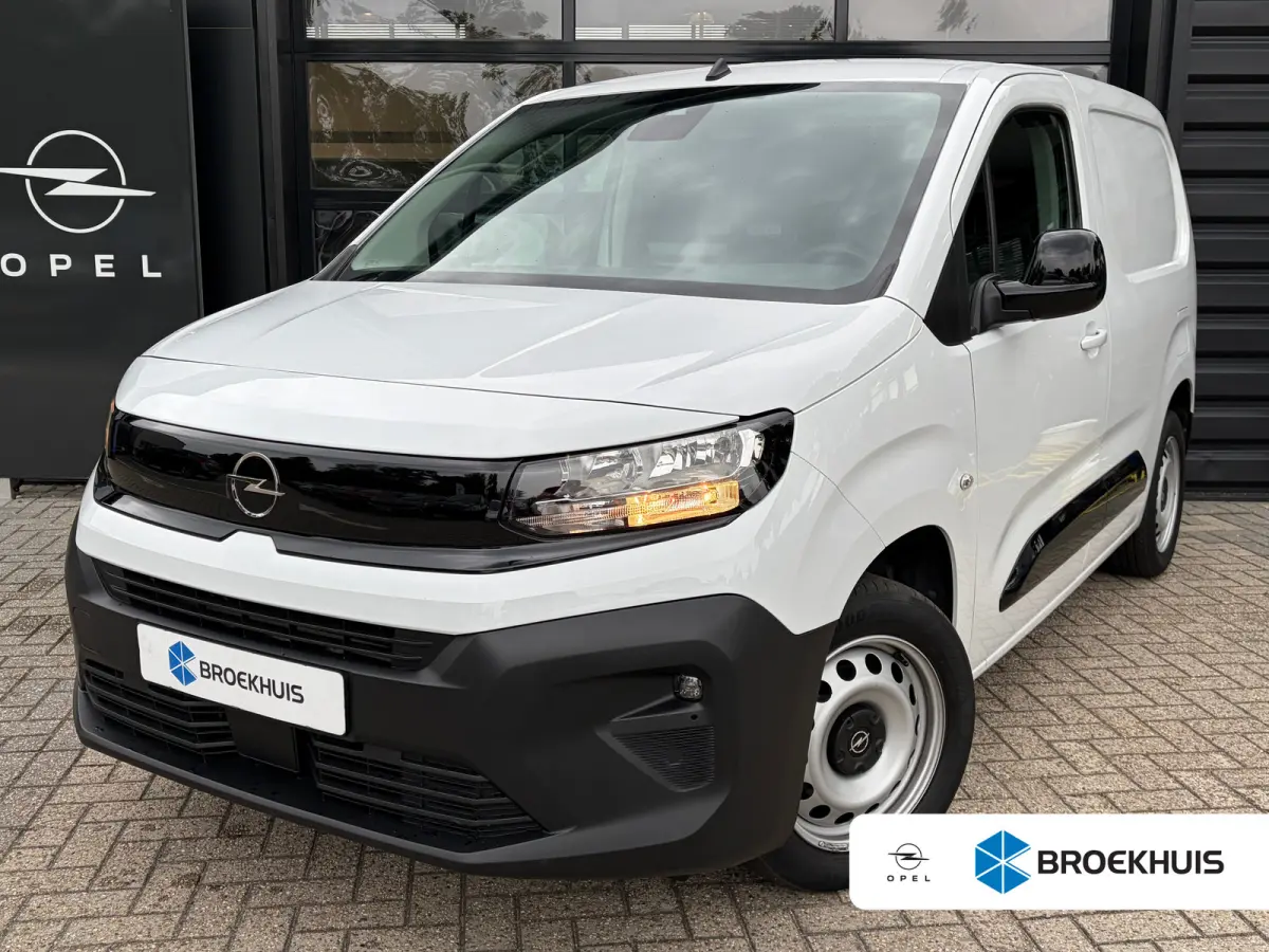 1.5 BlueHDi 100 S&S L1 | 3 ZITS| NAVIGATIE + APPLE CARPLAY/ANDROID AUTO| HOUTEN VLOER IN LAADRUIMTE| KEYLESS ENTRY & START| PARKEERSENSOREN ACHTER| MISTLAMPEN VOOR| DAB| DEALER ONDERHOUDEN|