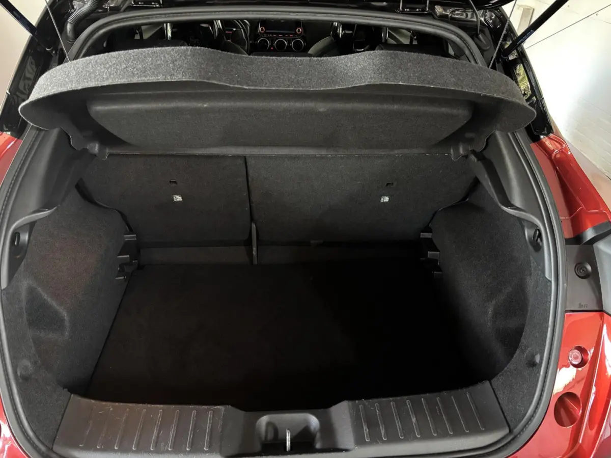 1.0 DIG-T N-Design, LED,Camera,19",Bose,Clima.