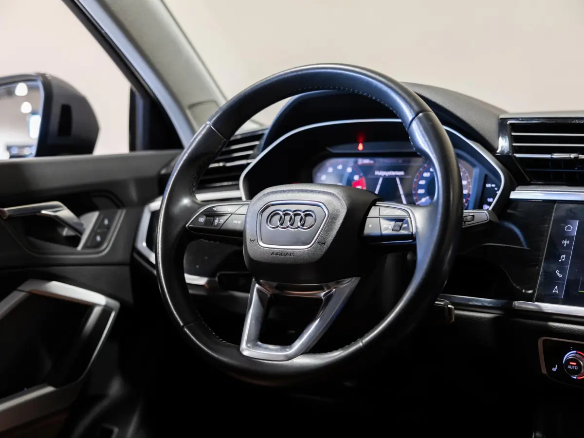 35 TFSI Advanced Pro Line Business / 150pk / Stoelverwarming / Leder / Apple CarPlay /