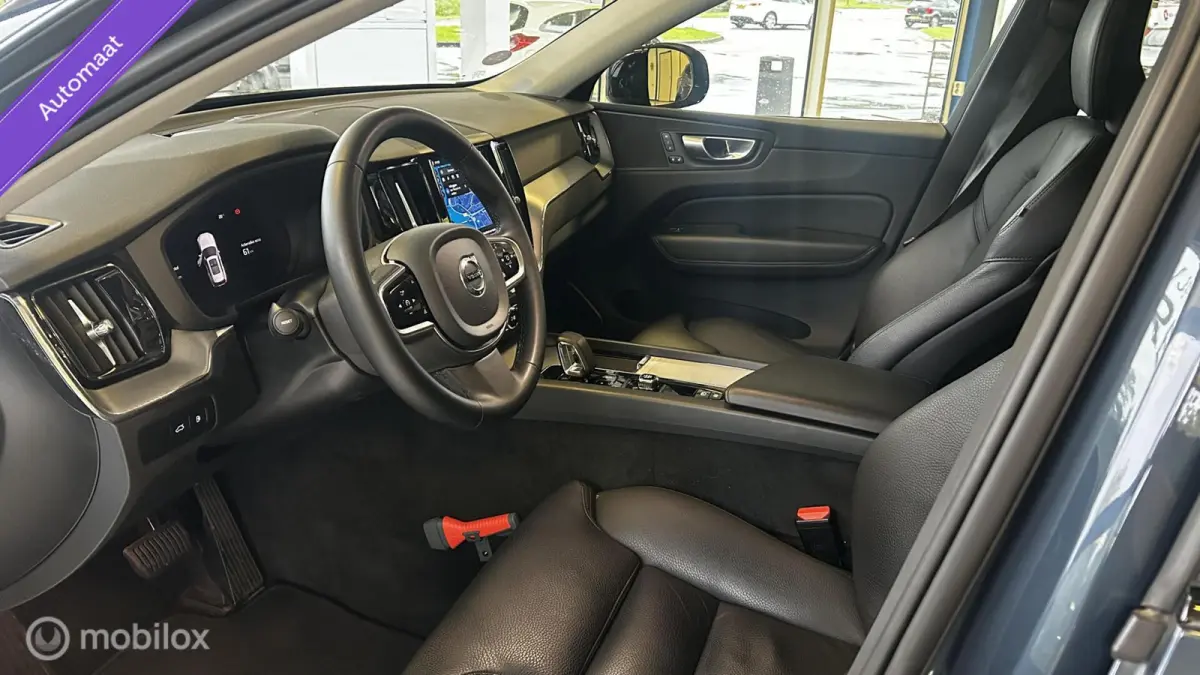 2.0 T6 Plug-in hybrid AWD Plus Dark