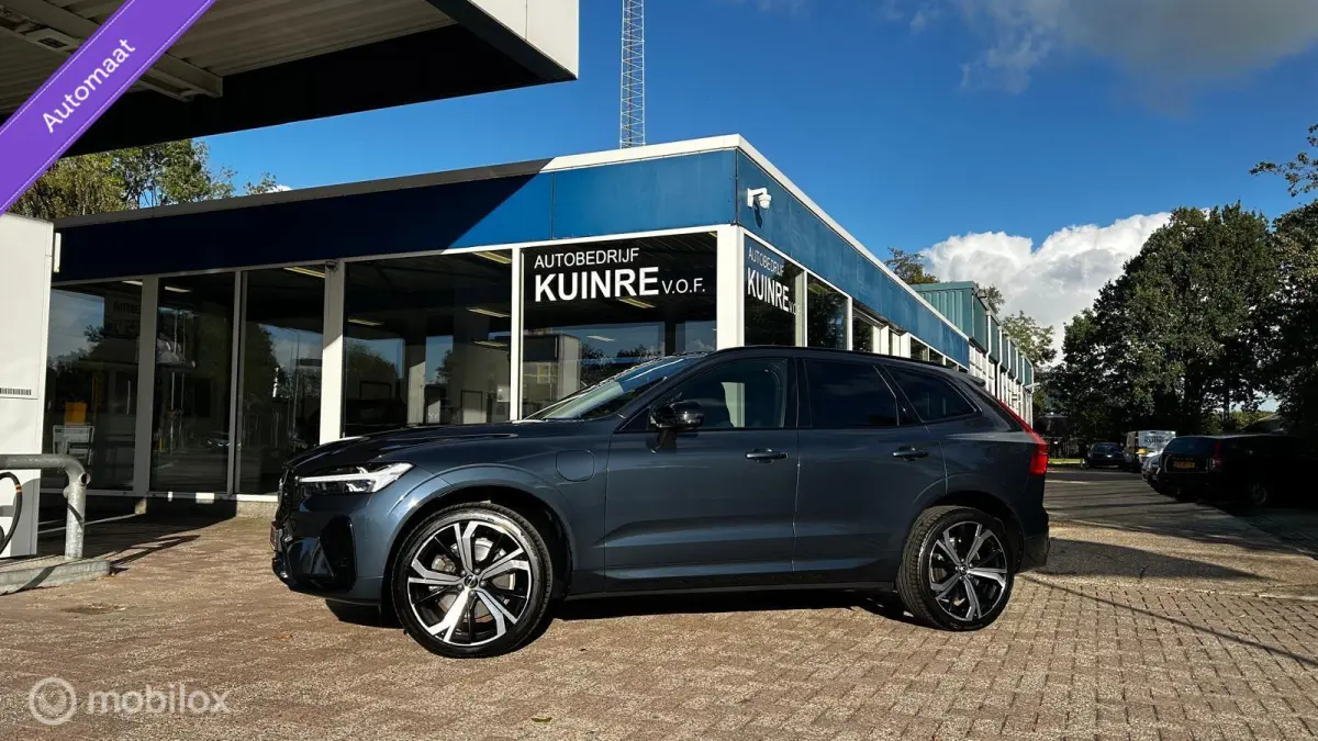 2.0 T6 Plug-in hybrid AWD Plus Dark