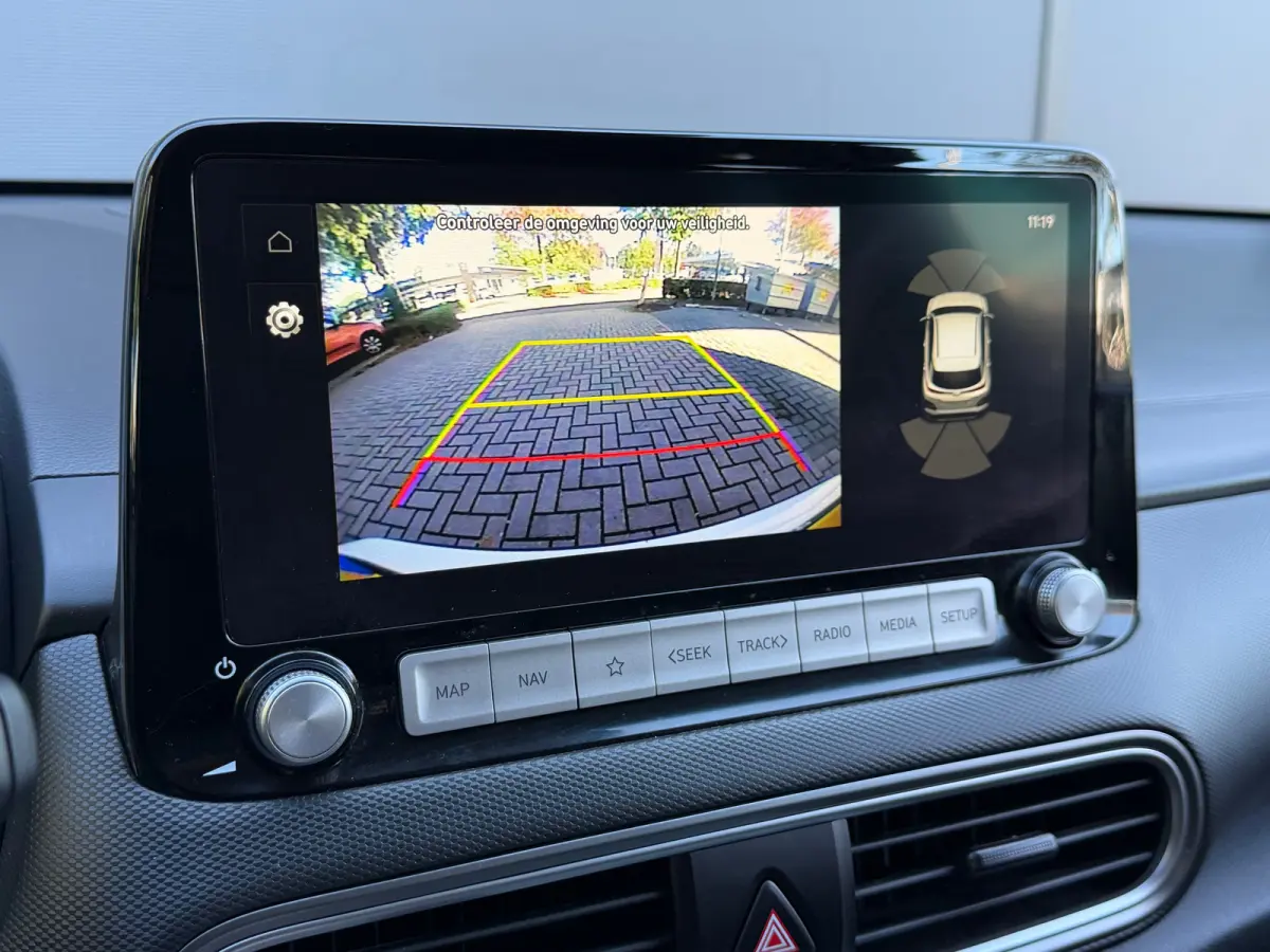 EV Premium 64 kWh | Stuur & Stoelverwarming | 3 Fase | Navigatie | Dealer Onderhouden | Achteruitrijcamera | | Achteruitrijcamera | Apple Carplay/Android Auto|telefoonintegratie premium | Au