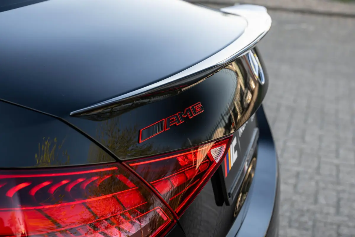 180 AMG Line C63 Package