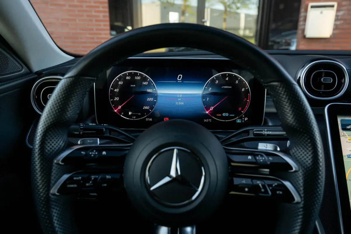 180 AMG Line C63 Package