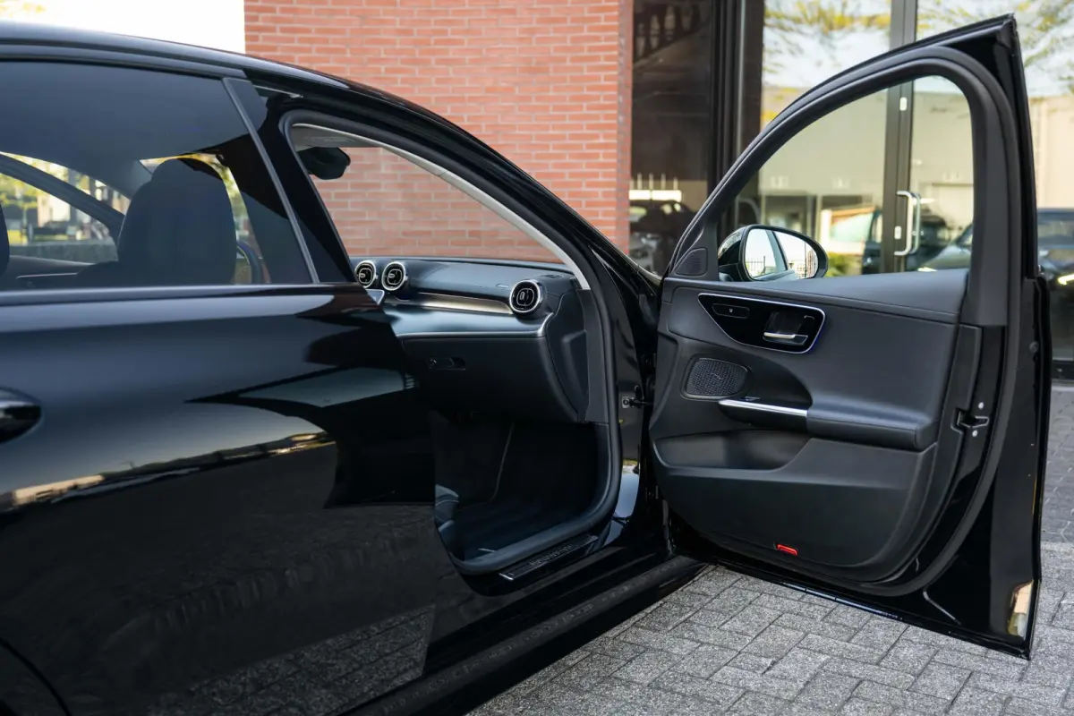 180 AMG Line C63 Package