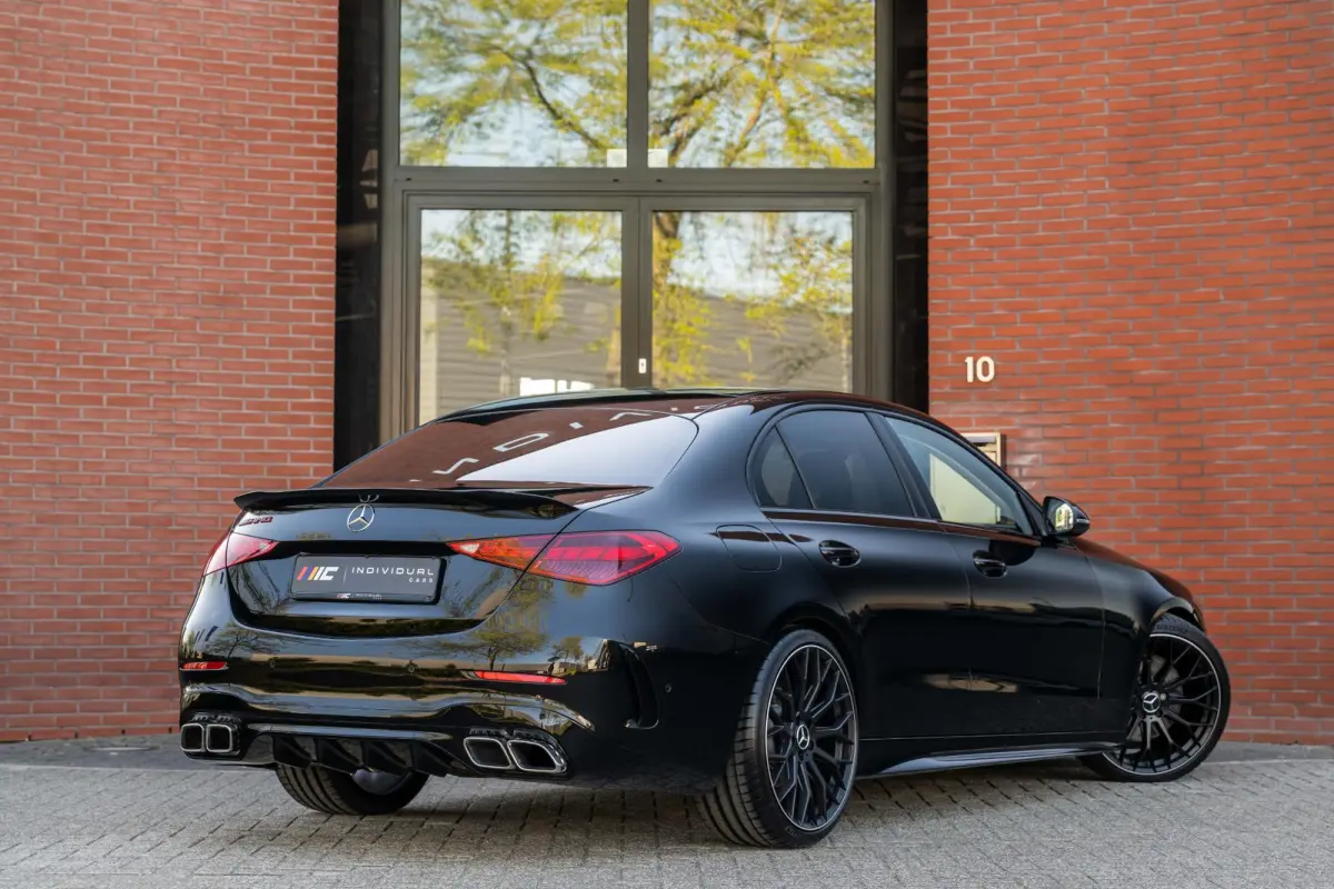 180 AMG Line C63 Package