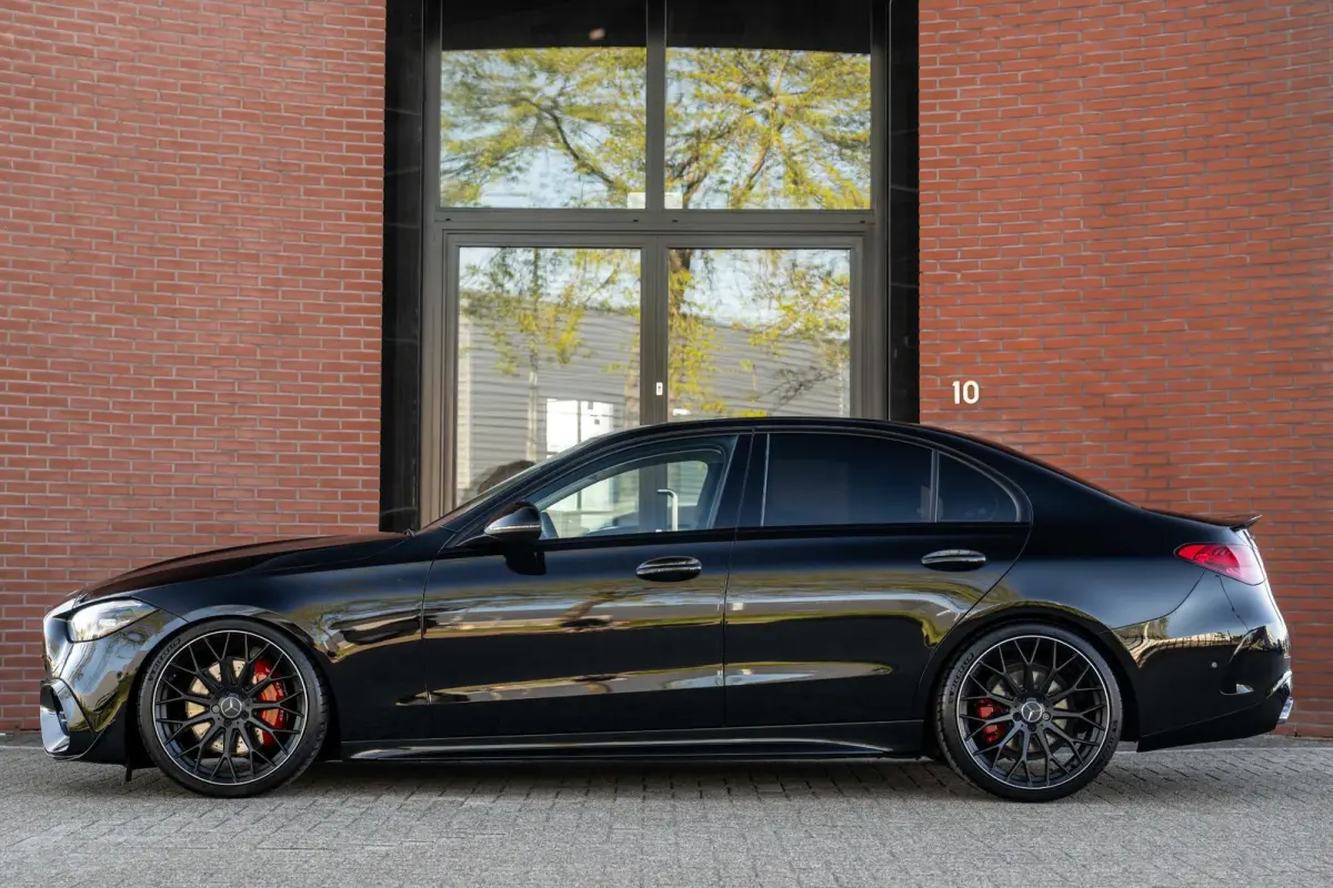 180 AMG Line C63 Package
