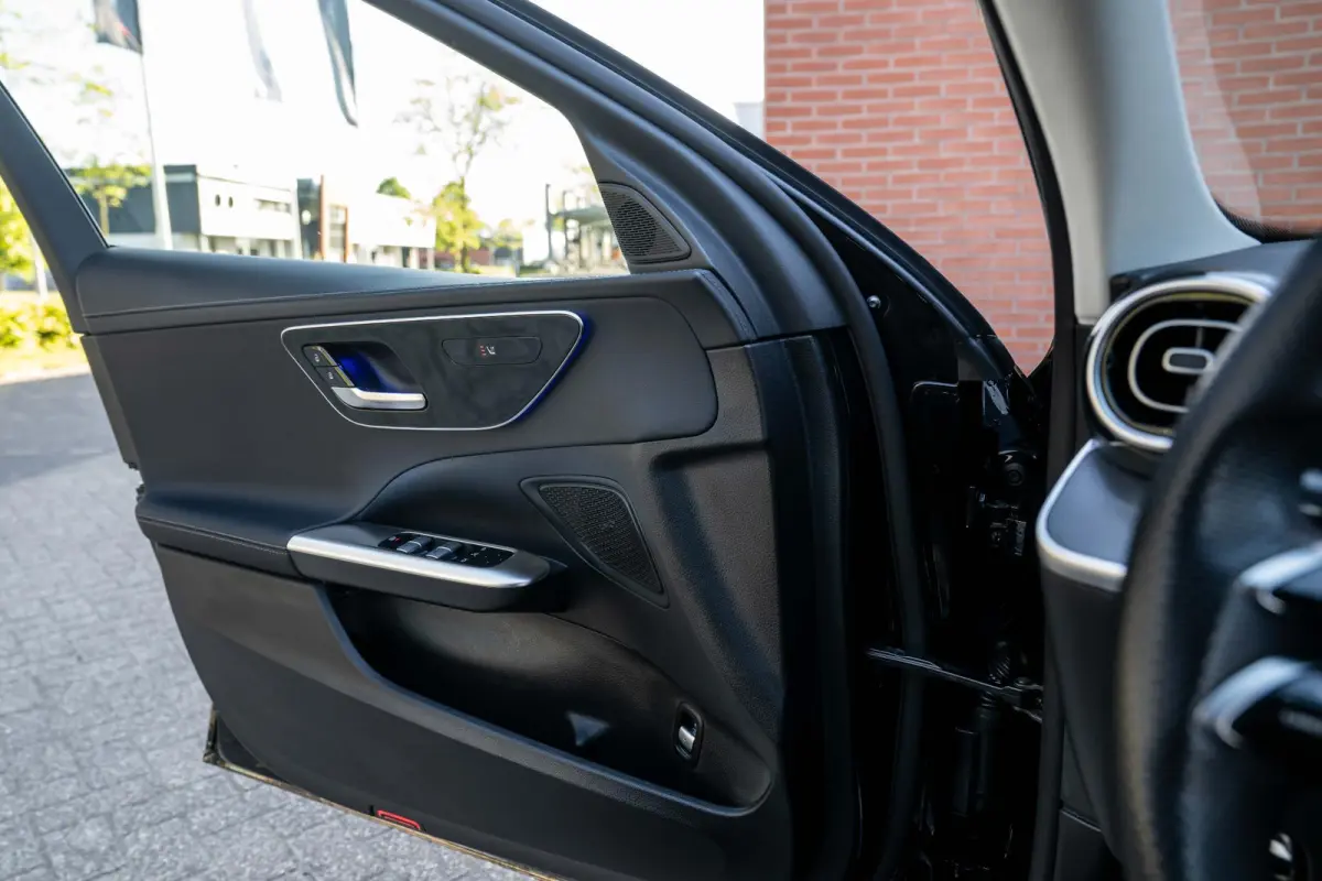 180 AMG Line C63 Package