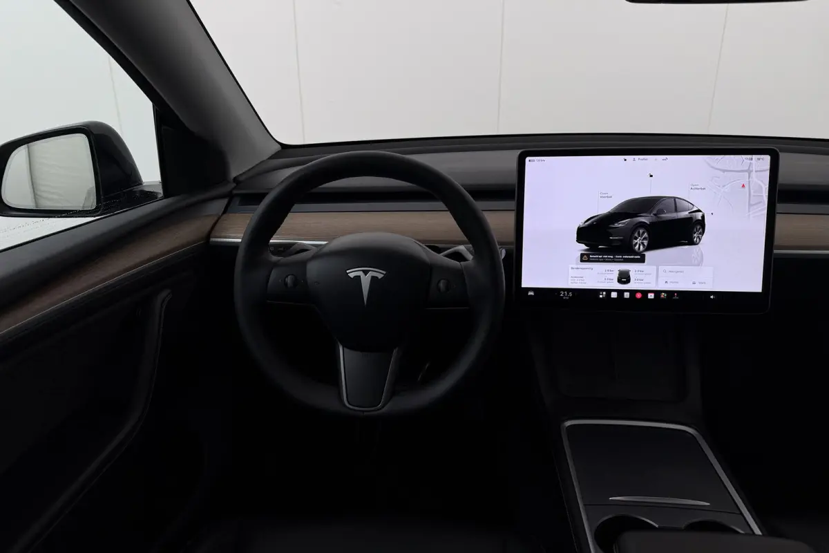 Long Range AWD 75 kWh (91% SOH) Afn. Trekhaak Autopilot Pano-dak