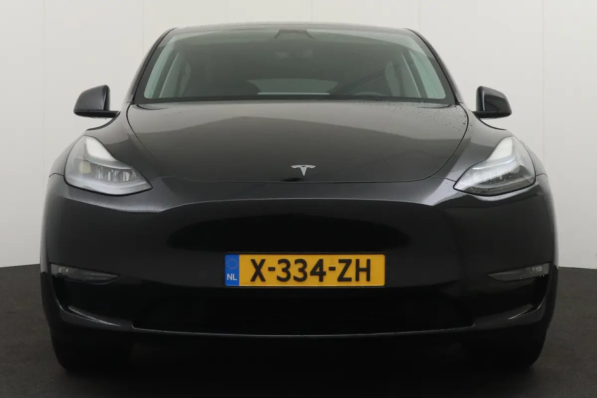 Long Range AWD 75 kWh (91% SOH) Afn. Trekhaak Autopilot Pano-dak