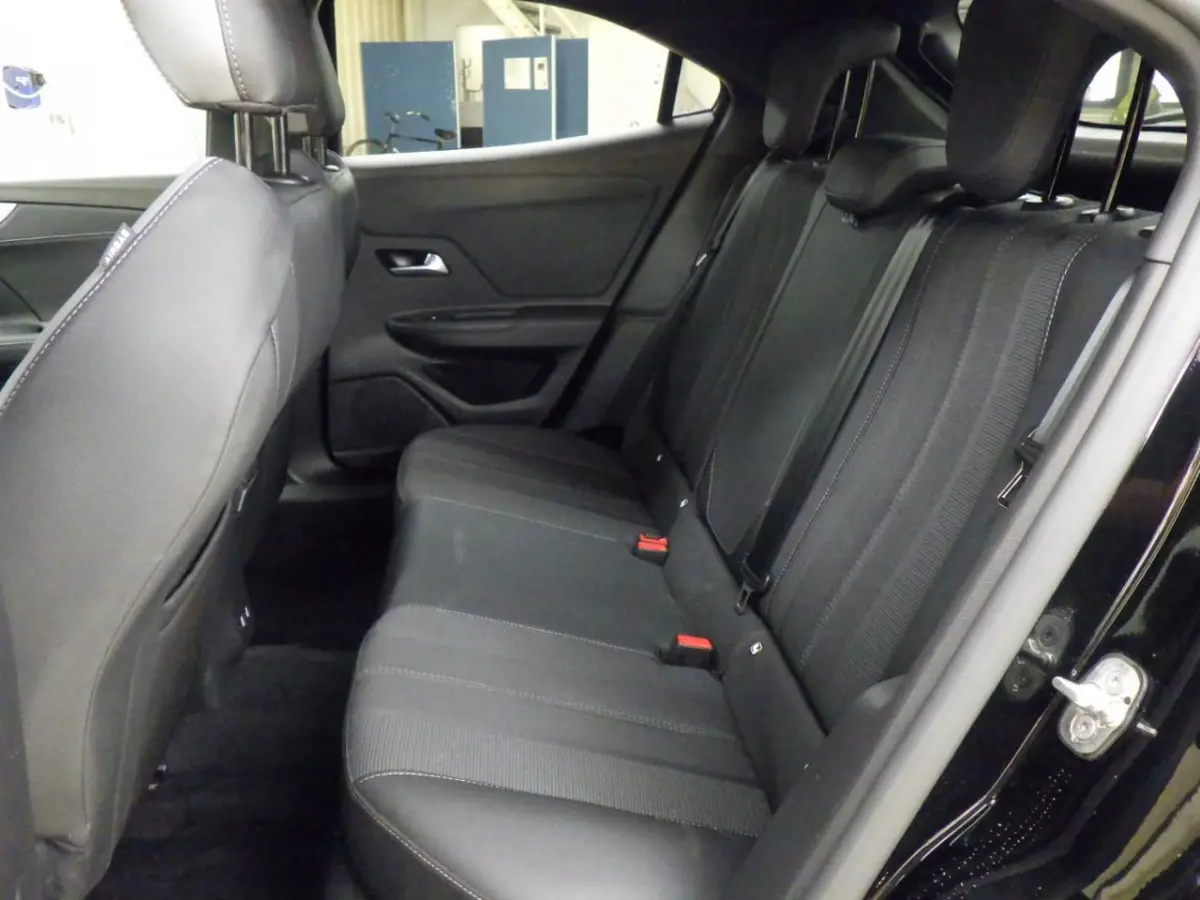 1.2 Turbo Hybrid GS | Automaat | Navi by app | Apple carplay | Bluetooth | Adaptieve cruise control | NL auto |
