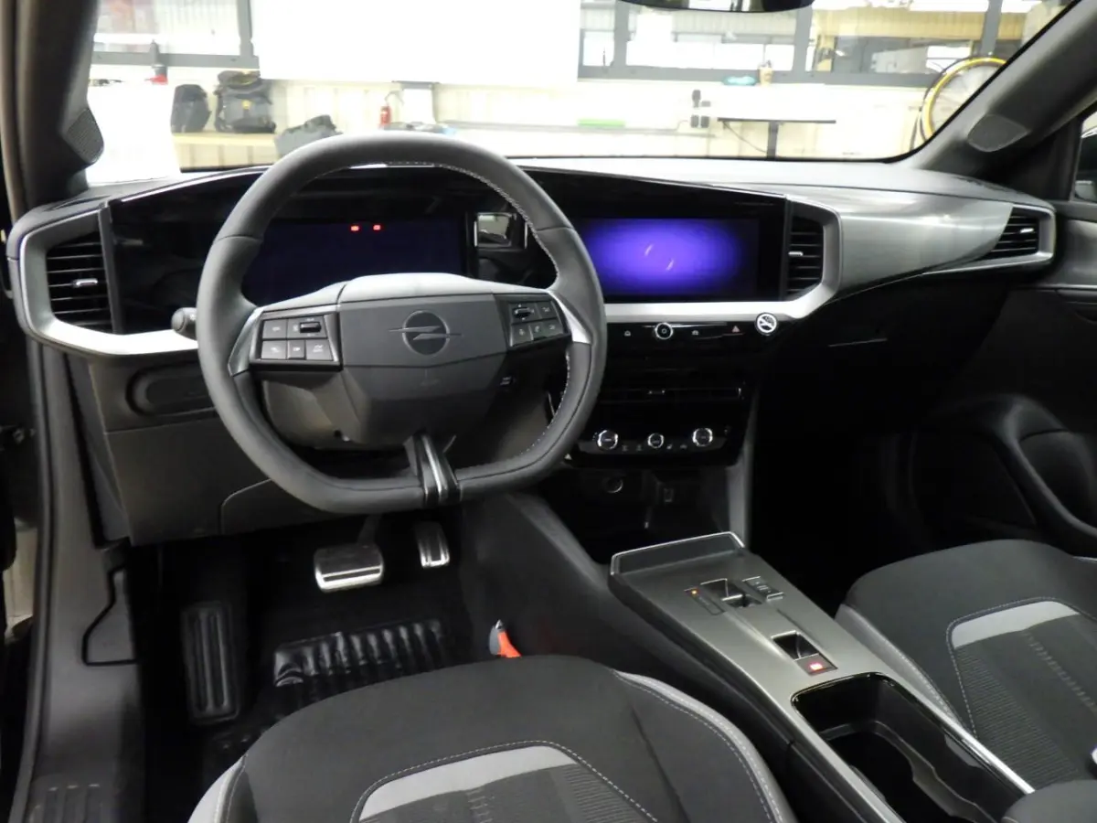 1.2 Turbo Hybrid GS | Automaat | Navi by app | Apple carplay | Bluetooth | Adaptieve cruise control | NL auto |