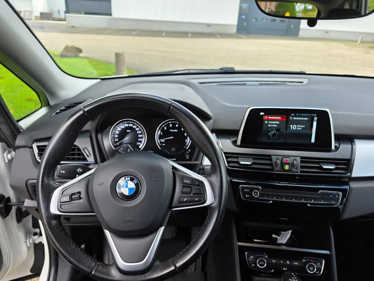 225xe iPerformance Executive