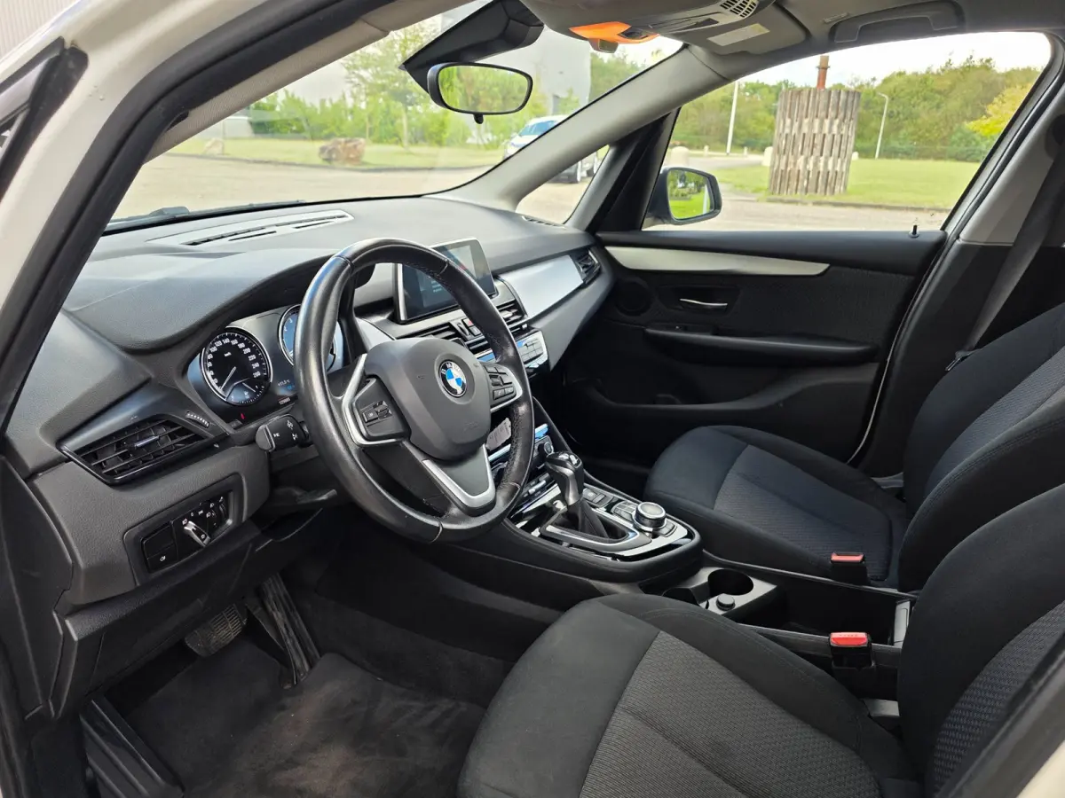 225xe iPerformance Executive