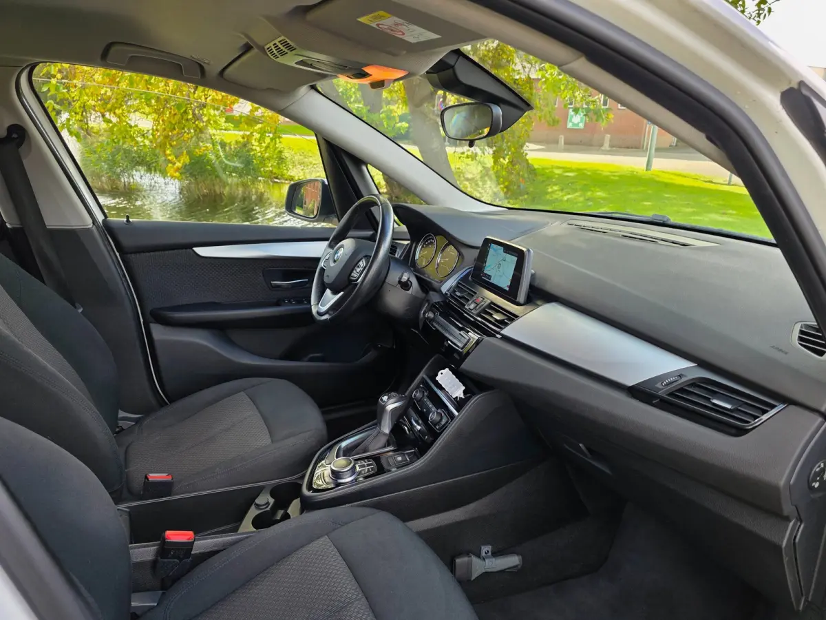225xe iPerformance Executive
