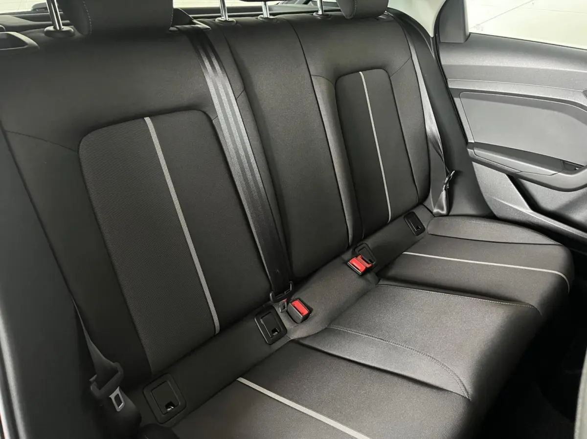 25 TFSI Pro Line , Virtual cockpit,Carplay