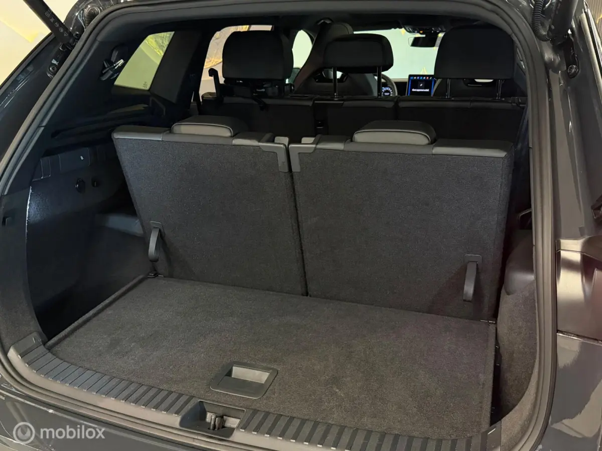 1.5 eTSI R-Line Edition 7p Panorama/HUD/Keyless/H&K/NAP