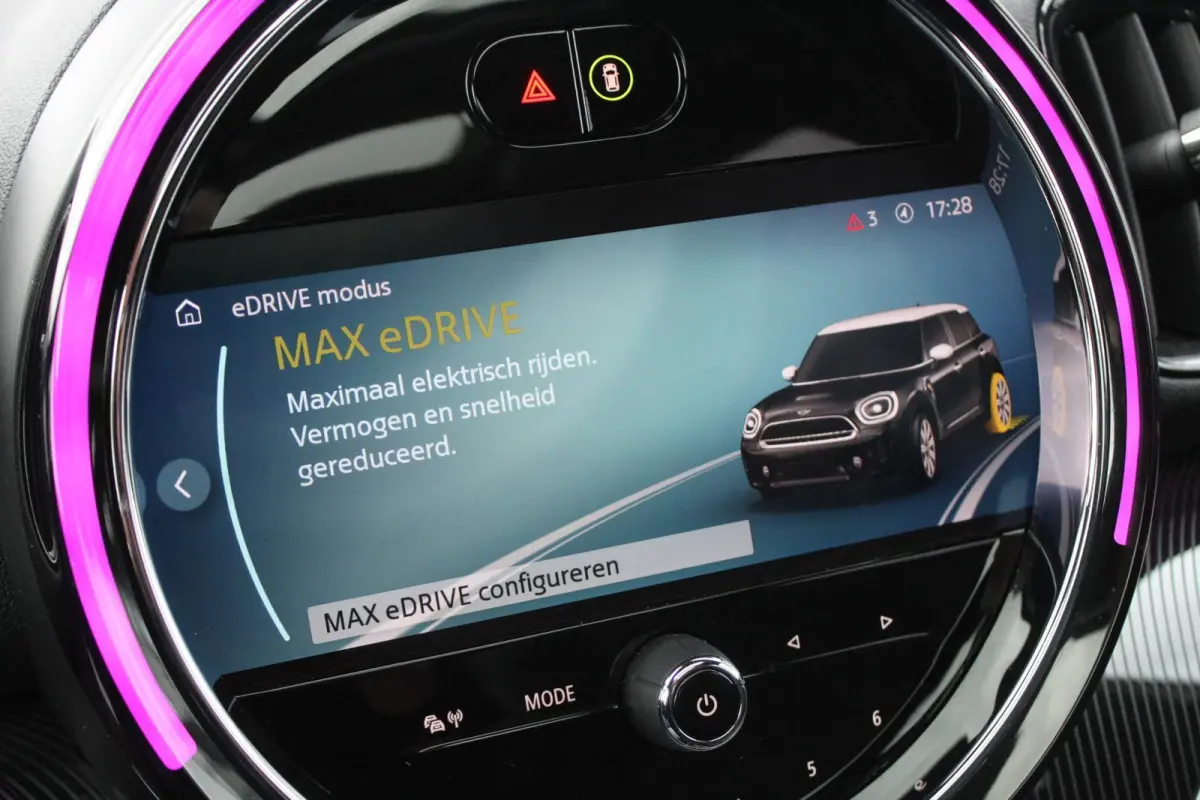1.5 Cooper ALL4 /Pano/Carplay/SOH 95%