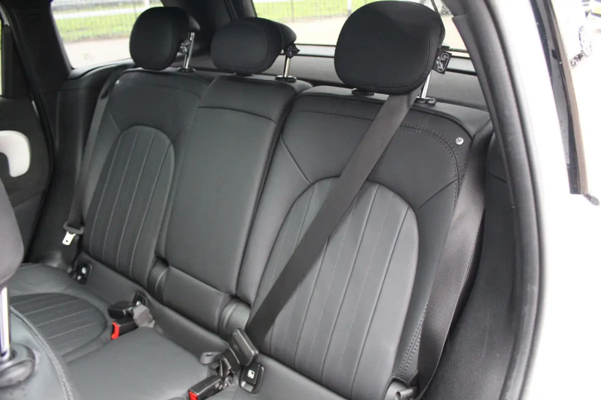 1.5 Cooper ALL4 /Pano/Carplay/SOH 95%