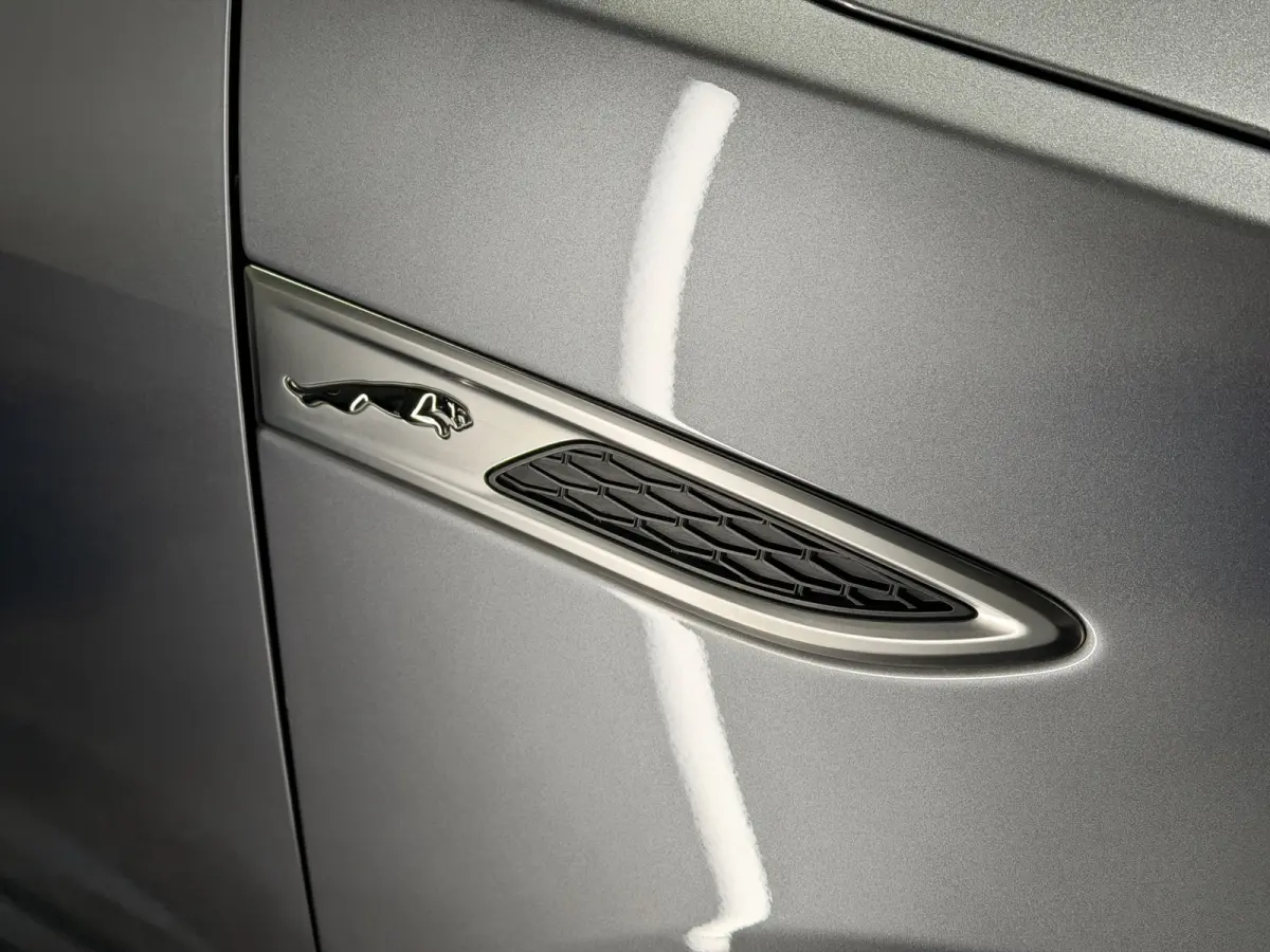1.5 P300e AWD R-Dynamic S | Trekhaak | Stoelen verwarmd | 360 Cam | Luxe Leder