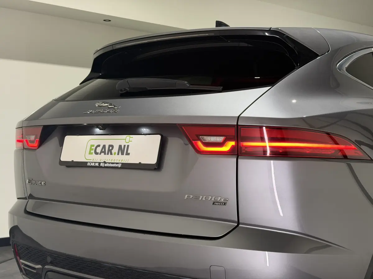 1.5 P300e AWD R-Dynamic S | Trekhaak | Stoelen verwarmd | 360 Cam | Luxe Leder