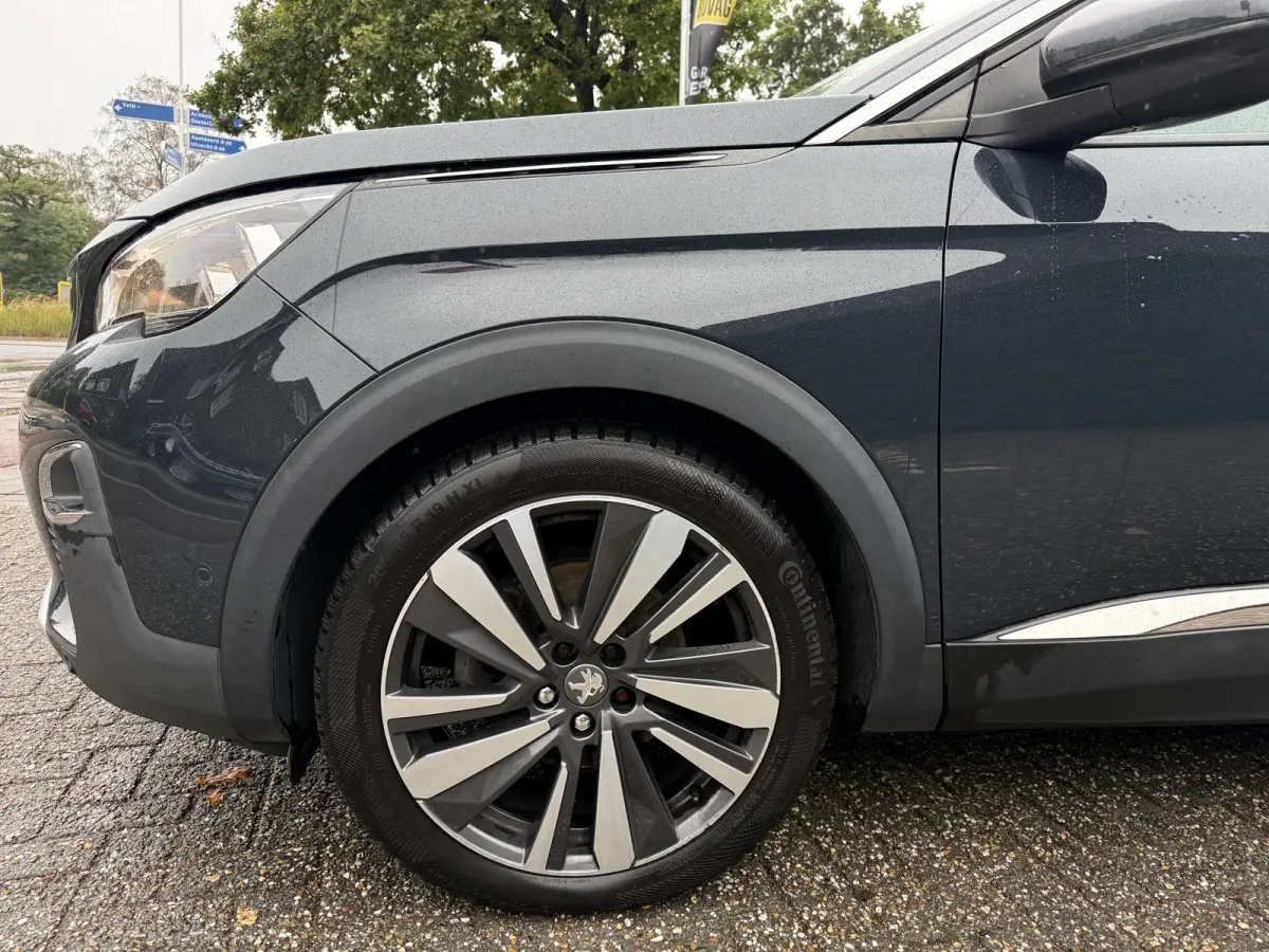 130pk PT Première, 19inch GT-line | Camera | Navi & CarPlay