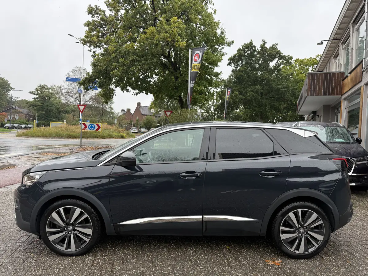130pk PT Première, 19inch GT-line | Camera | Navi & CarPlay