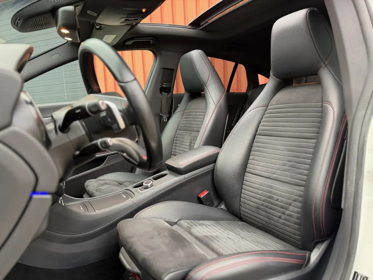 200 Pano H/K Carplay