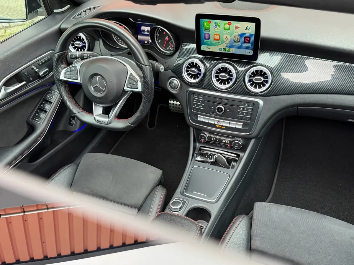 200 Pano H/K Carplay