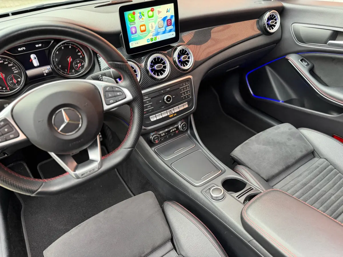 200 Pano H/K Carplay
