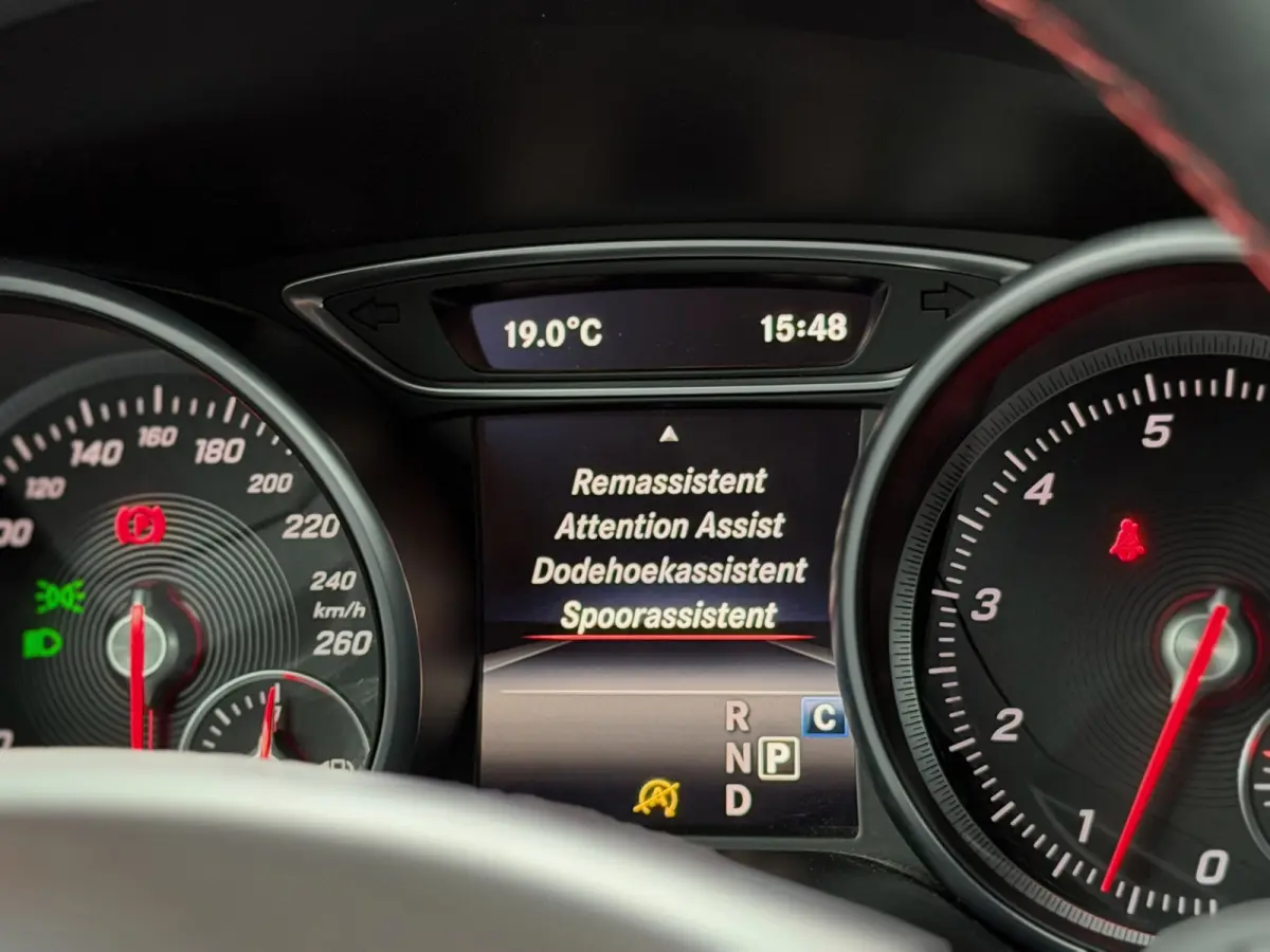 200 Pano H/K Carplay