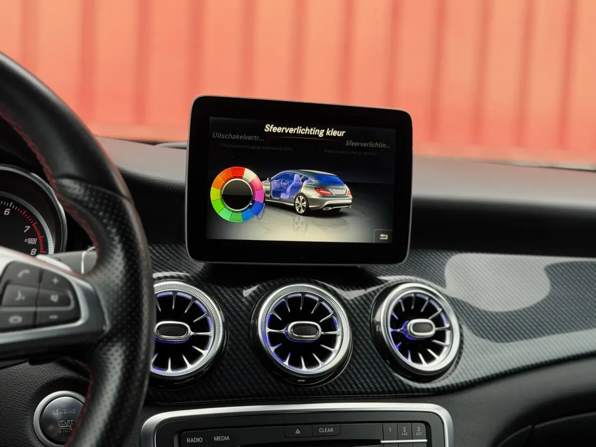 200 Pano H/K Carplay