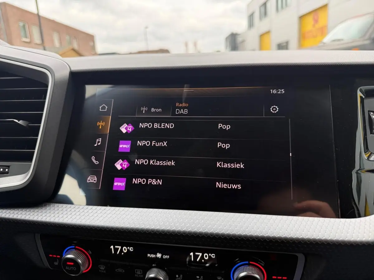 citycarver 35 1.5 TFSI*150 PK*CAM*Optiekpakket Zwart*Carplay*Virtual*S-Tronic*CC