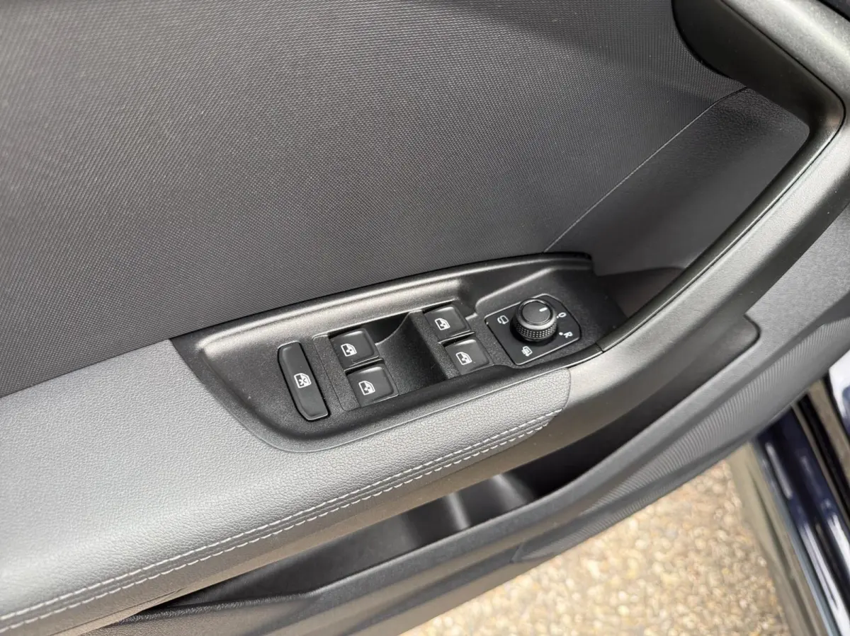 citycarver 35 1.5 TFSI*150 PK*CAM*Optiekpakket Zwart*Carplay*Virtual*S-Tronic*CC