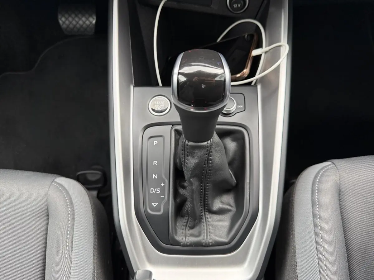 citycarver 35 1.5 TFSI*150 PK*CAM*Optiekpakket Zwart*Carplay*Virtual*S-Tronic*CC
