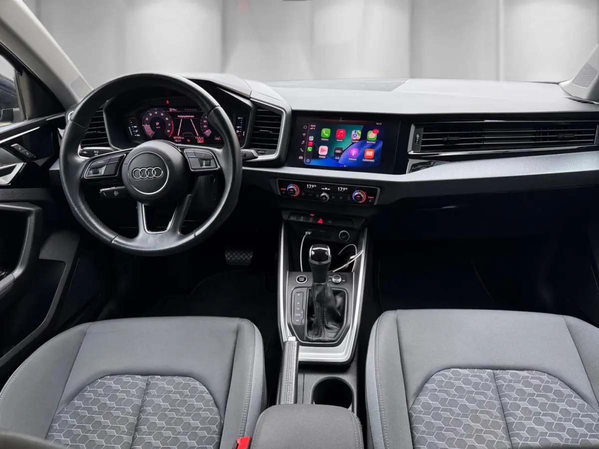 citycarver 35 1.5 TFSI*150 PK*CAM*Optiekpakket Zwart*Carplay*Virtual*S-Tronic*CC