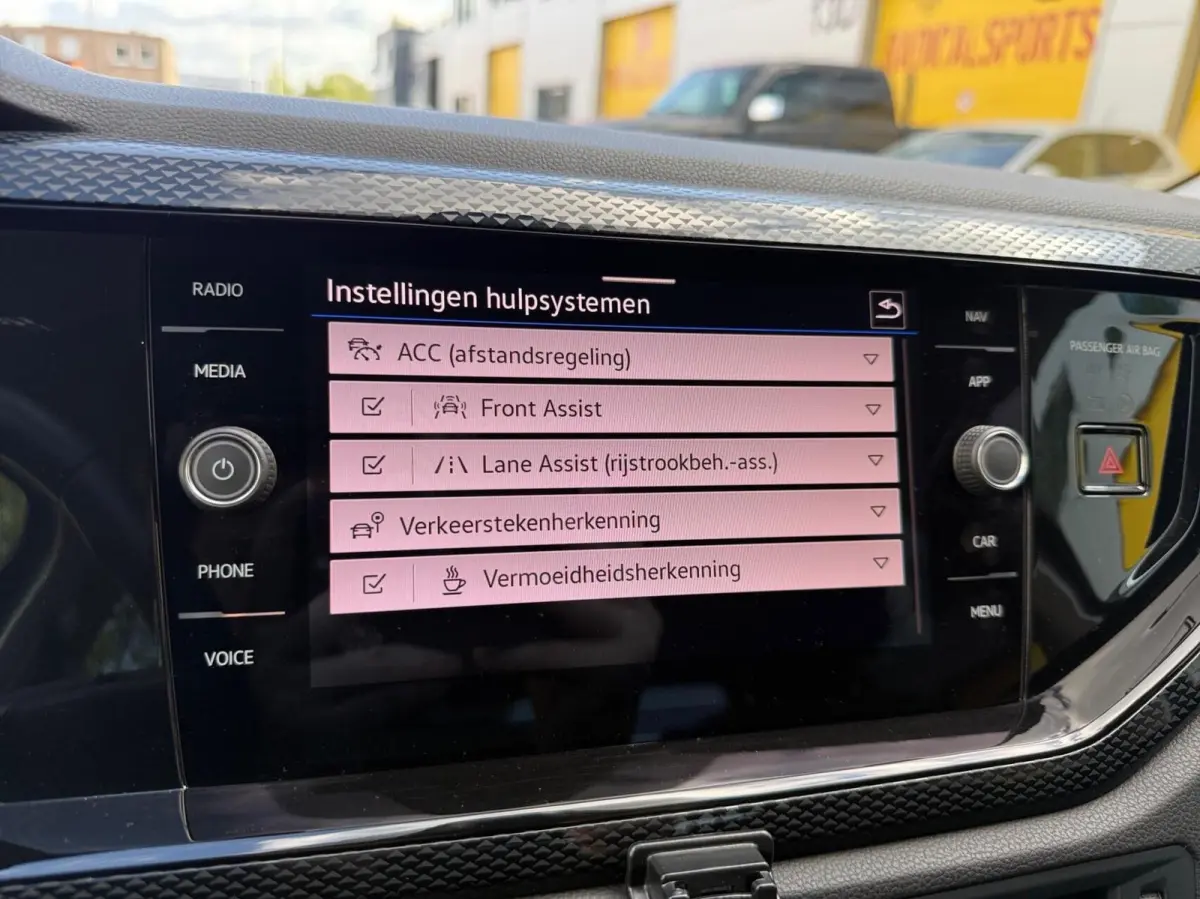 1.0 TSI DSG*ACC*Apple Carplay*Virtual*Lane Assist