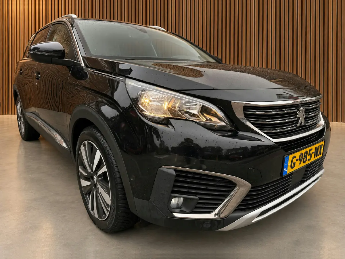 130pk PT Premium 7p., Camera | 19inch GT-line | Navi & CarPlay