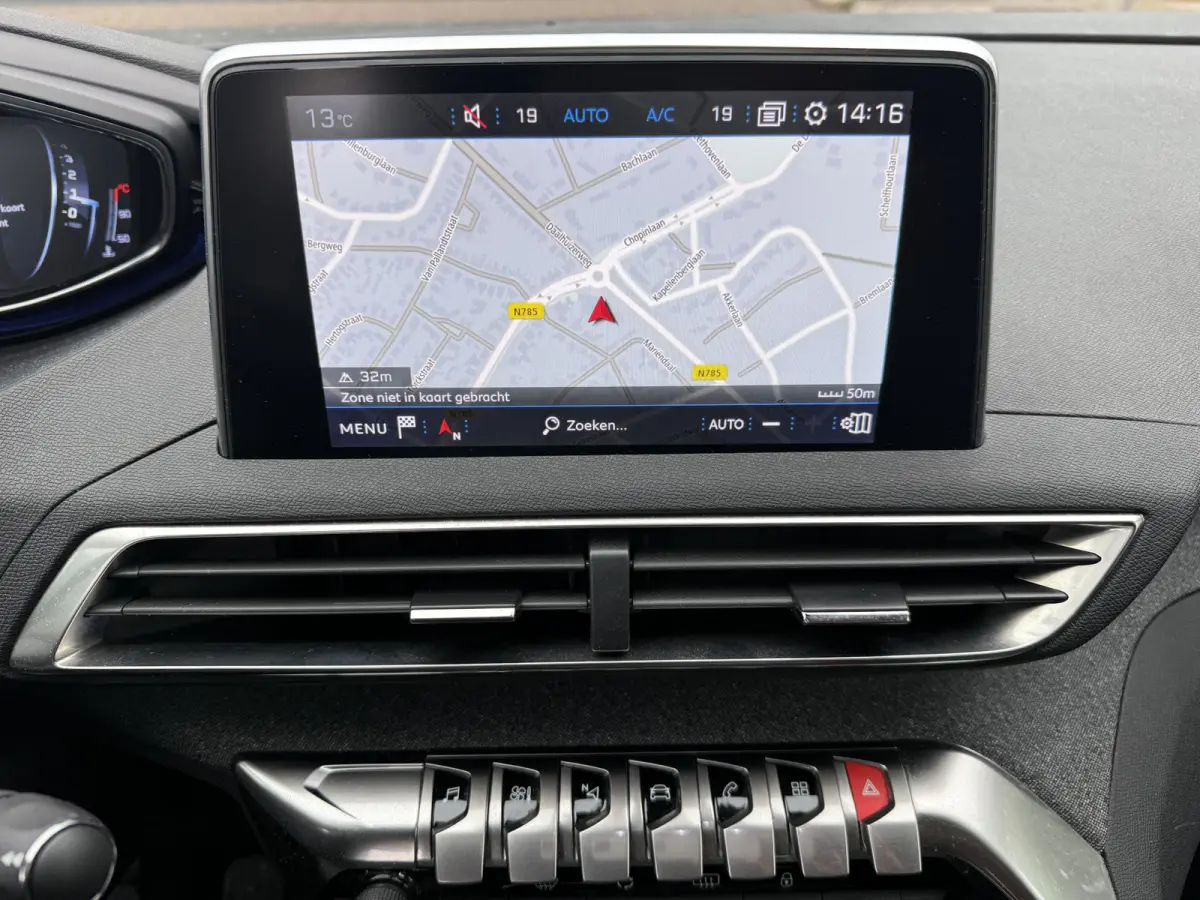 130pk PT Premium 7p., Camera | 19inch GT-line | Navi & CarPlay