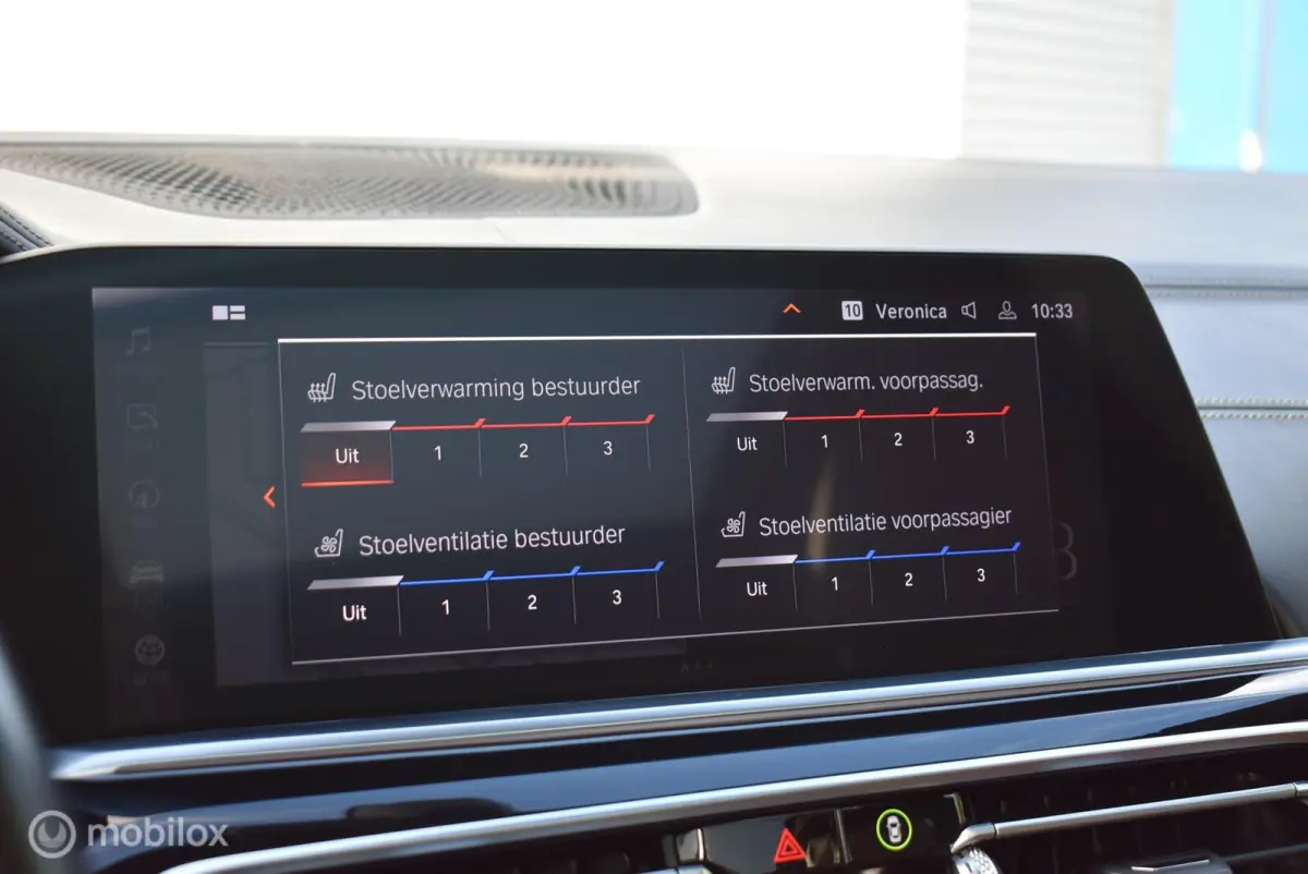 xDrive40i M-Sport Carbonschwarz Skylounge 4WS Luchtvering