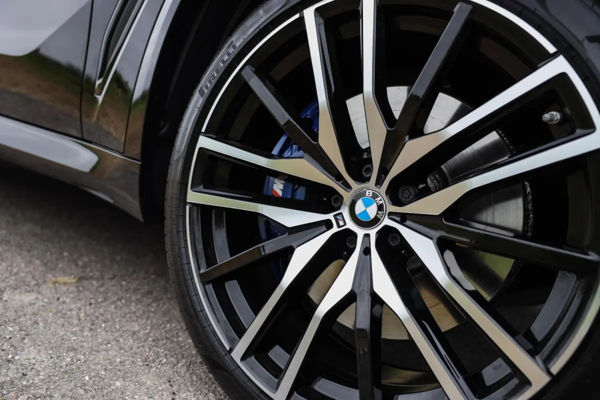 xDrive45e M-Sport 394 pk ✅ Pano ✅ 360 ✅ ACC ✅ H/K