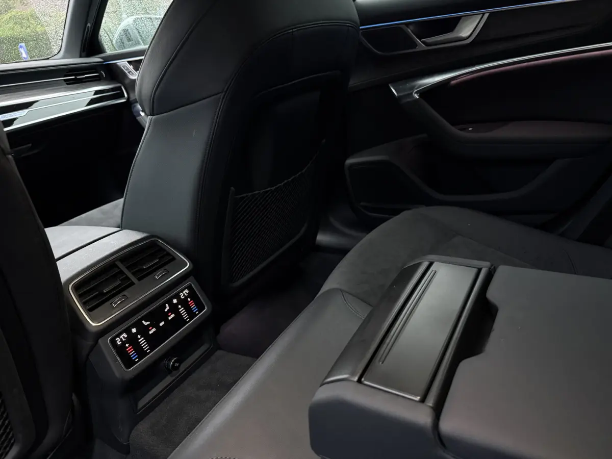 quattro 55 TFSi Pro Line Plus 340pk, Achteras-besturing | B&O | Assist pack | Luchtvering | Standkachel