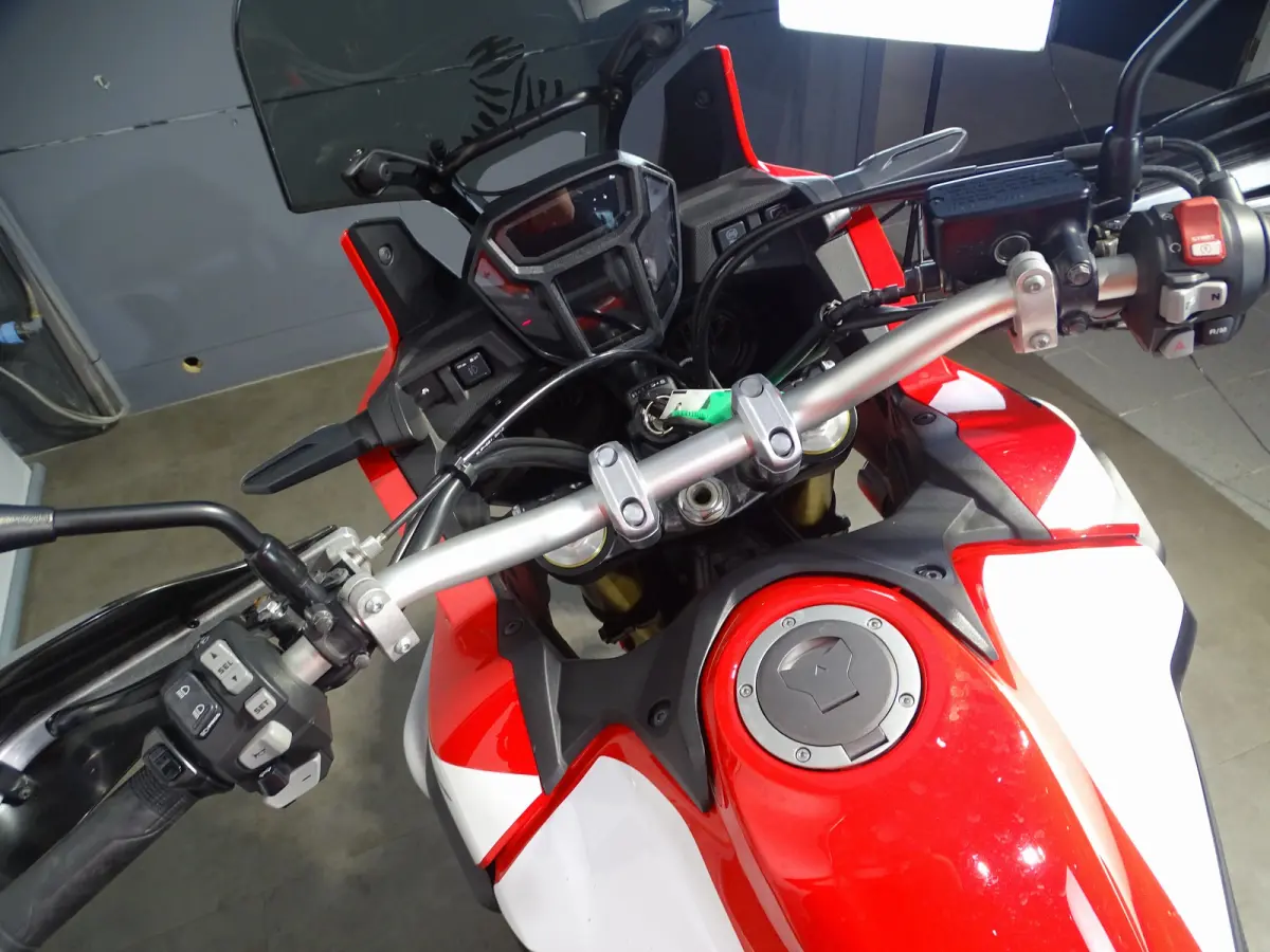 CRF 1000 AFRICA TWIN DCT