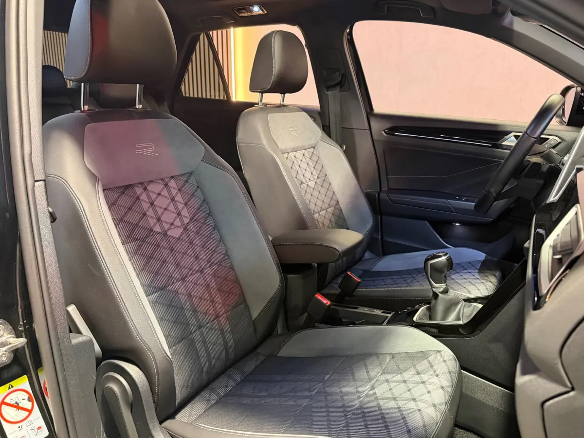 1.5 TSI R-Line Pano|Sfeer|Led|IQ|Carplay