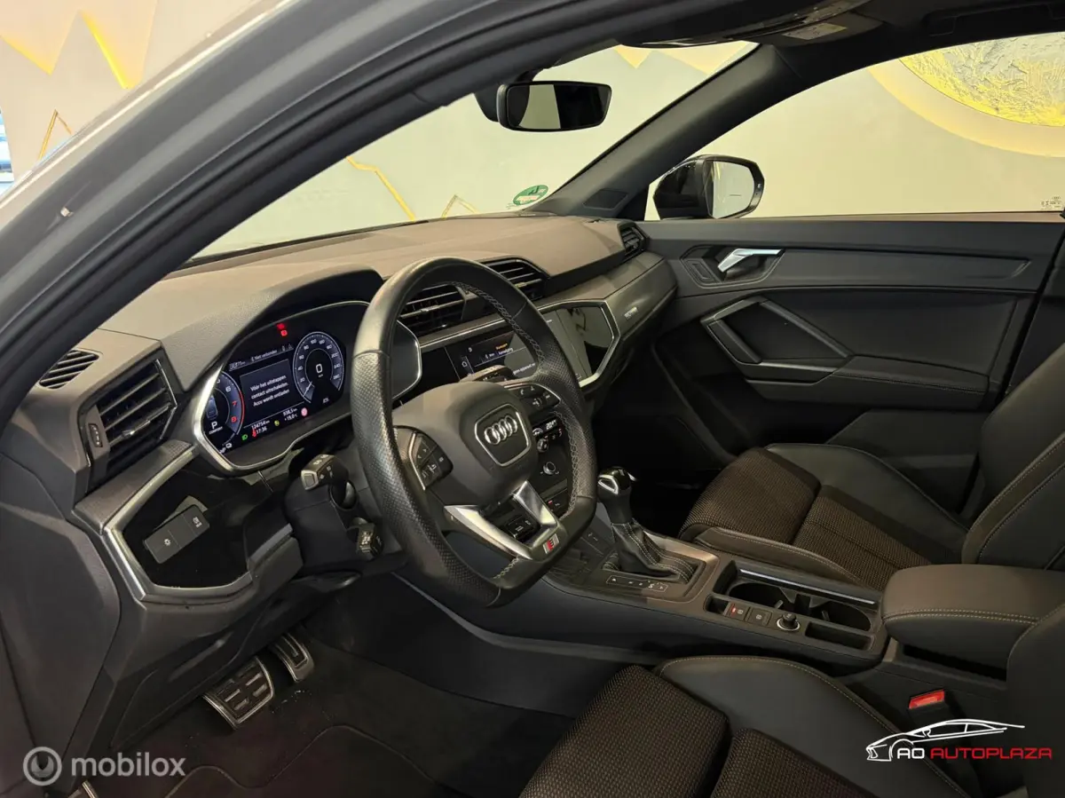 45 TFSI e S-line Panorama/B&O/RS Q3 look
