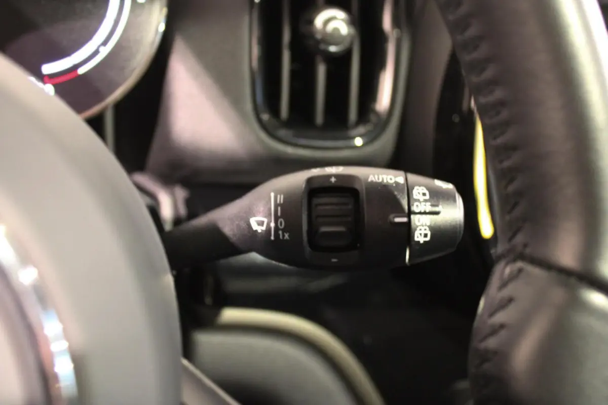 1.5 Cooper ALL4 Yours PANO | HUD | LED